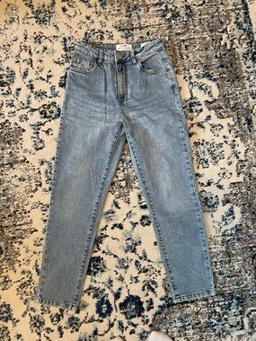 Cotton On Petite Stretch Mom Jeans — Size 4